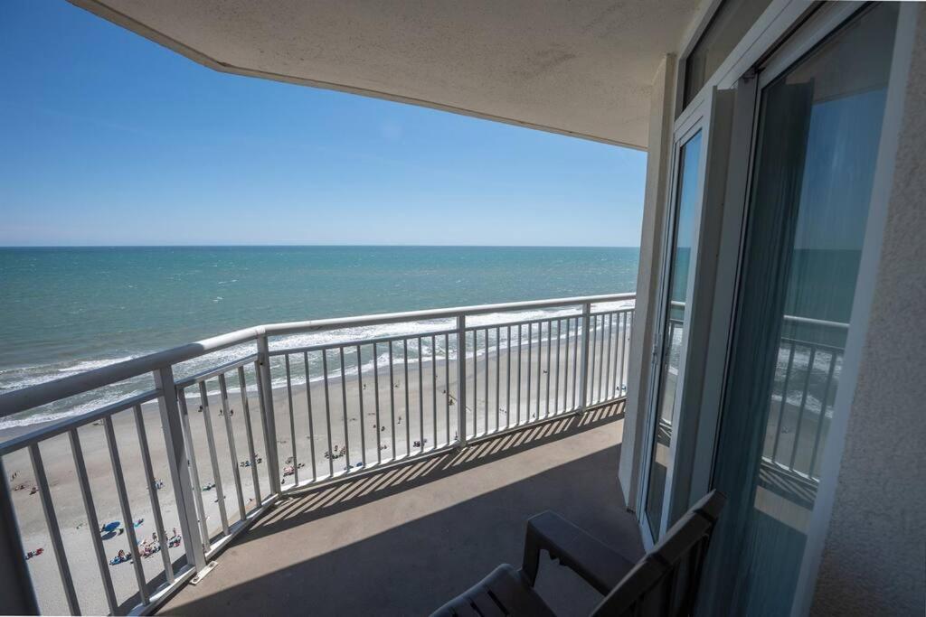 Baywatch Renovated, Unobstructed Oceanfront Views! Villa Myrtle Beach Eksteriør bilde