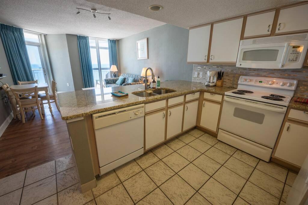 Baywatch Renovated, Unobstructed Oceanfront Views! Villa Myrtle Beach Eksteriør bilde